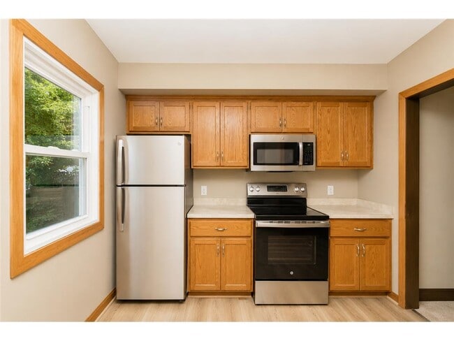 Photo - 3434 N Thomas Ave