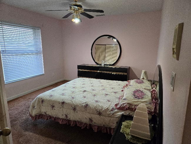 Building Photo - 5111 NW 104th Ave