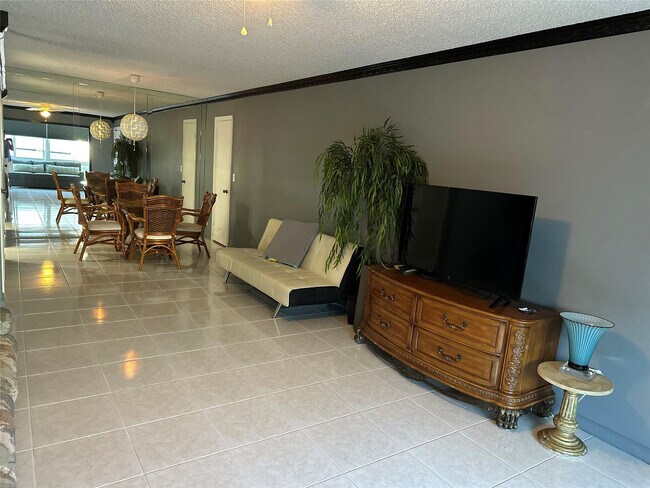 Photo - 6345 Bay Club Dr Unit 1