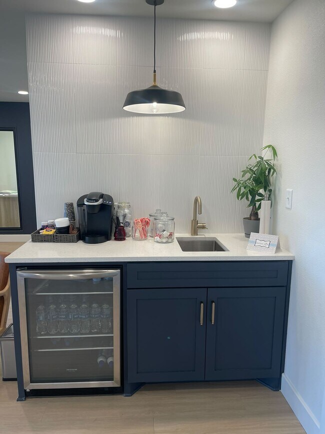 Inwood Place Apartments Palestine, TX