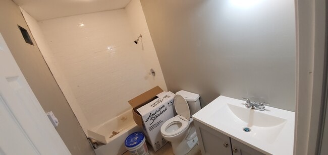 Photo - 5424 Sharswood St