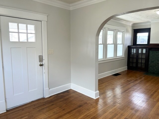 Photo - 1120 Hoefgen St