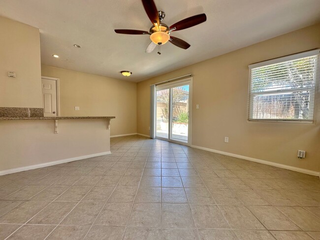 2118-2120 Reed Ave - 2118-2120 Reed Ave Apartment Unit 2120