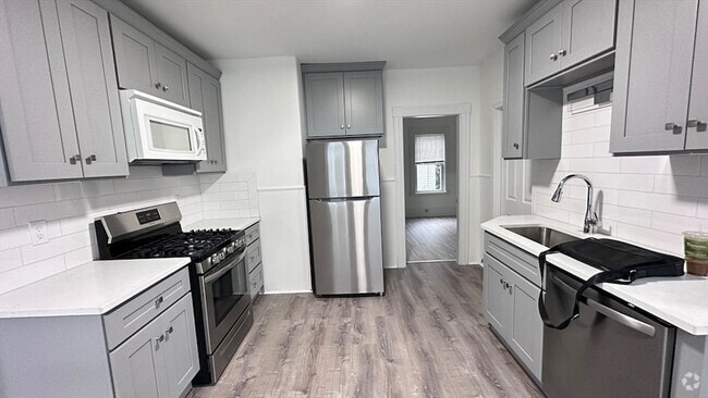 Building Photo - 74 Antwerp St Unit 2 Rental