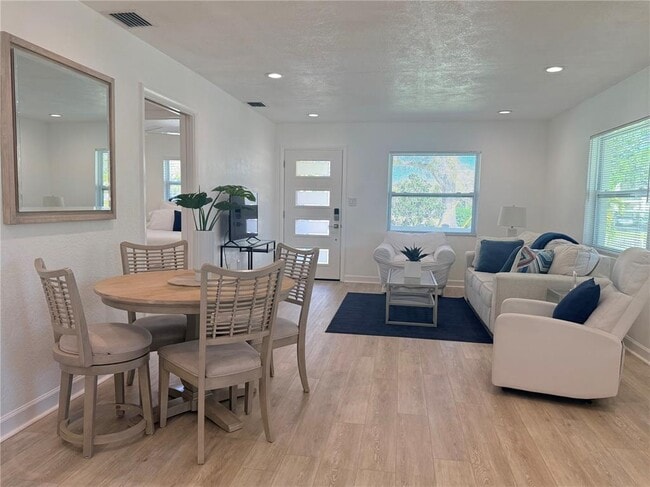 Photo - 757 Virginia St