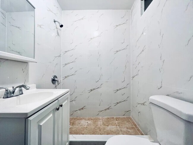 Photo - Furnished room/NOT APARTMENT Unit 2