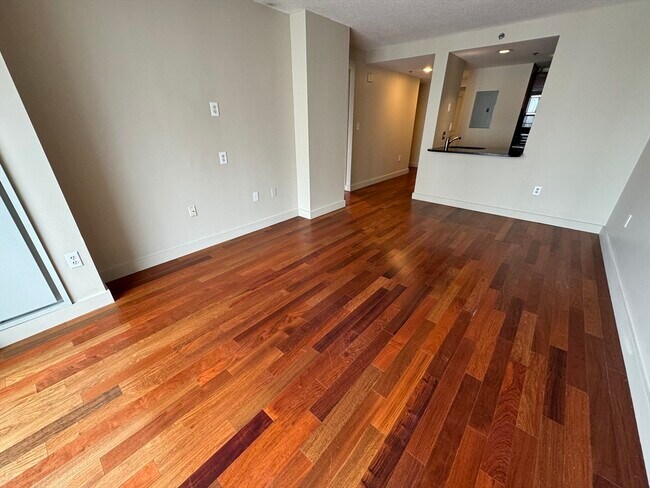 Photo - 10 Museum Way Unit 1328