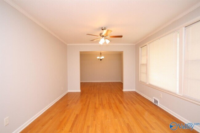 Photo - 7620 Charlotte Dr SW