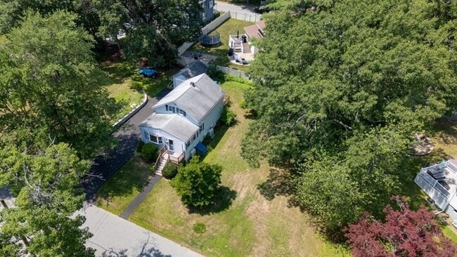 9 Harriett Ave