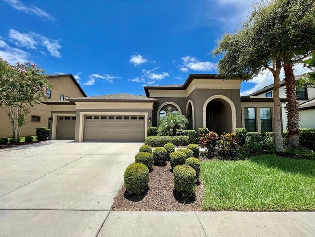 Photo - 19237 Falcon Crest Blvd