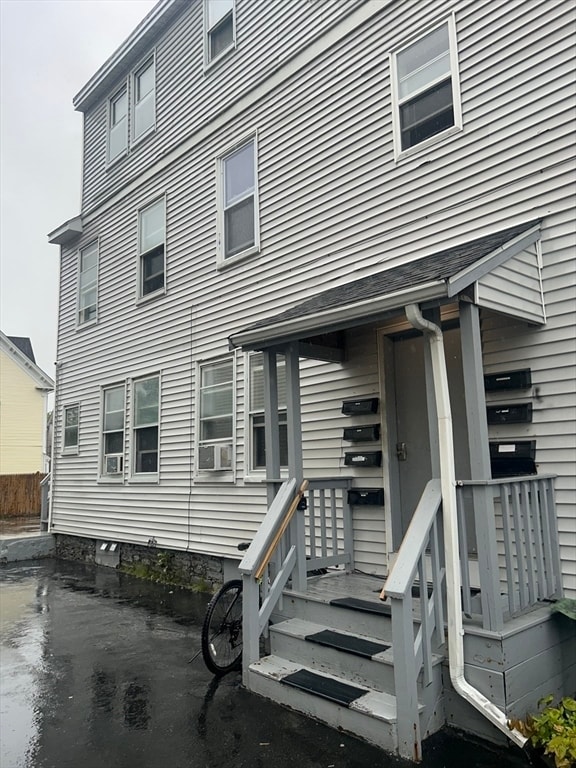 Building Photo - 9 Cedar St Unit 2 Rental