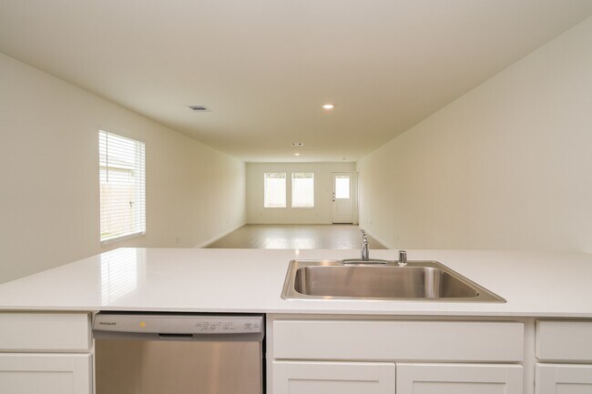 Photo - 7907 Meadow Cranesbill Dr