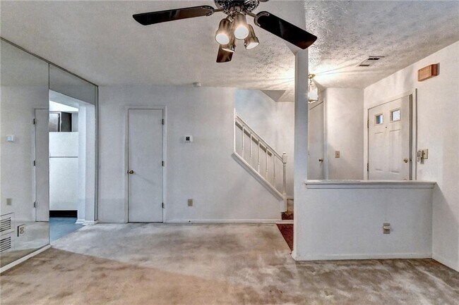 Photo - 3241 Shadow Walk Ln