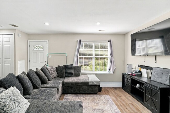 Photo - 4181 Bluebird Dr