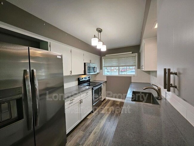 Photo - 1814 NE 19th St