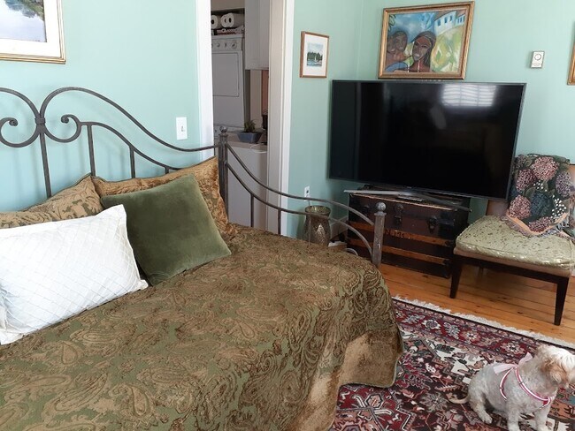 Photo - 406 The Hill Unit 406 The Hill