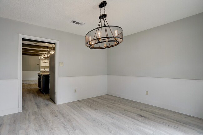 Photo - 1132 Fries Rd
