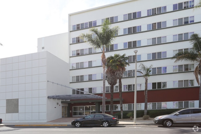 Photo - The Palms Apartments