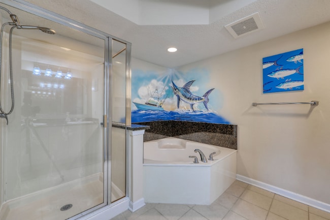 Photo - 2151 Bridge View Ct Unit 3-302B