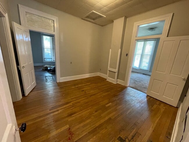 Photo - RENT SPECIAL: ONE MONTH FREE IF LEASED BY ...