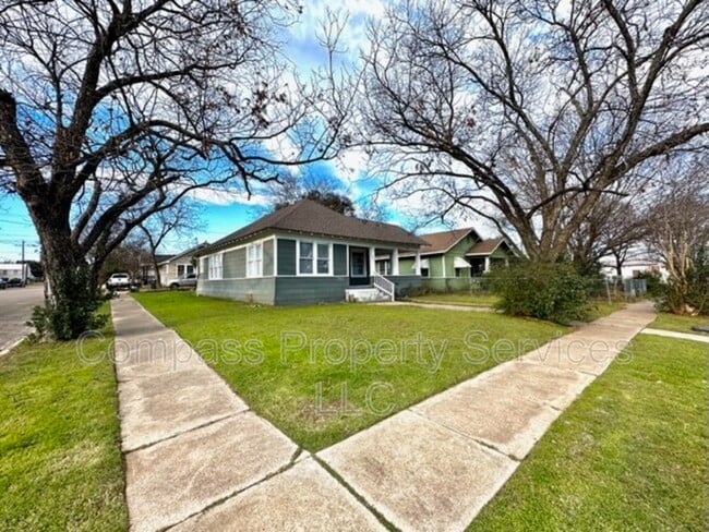 Photo - 1827 Proctor Ave Unidad 1827B Proctor
