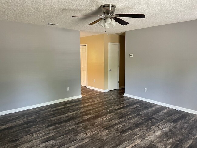 Photo - 3 Bedroom 2 Bath house in Boiling Springs with Workshop/Garage