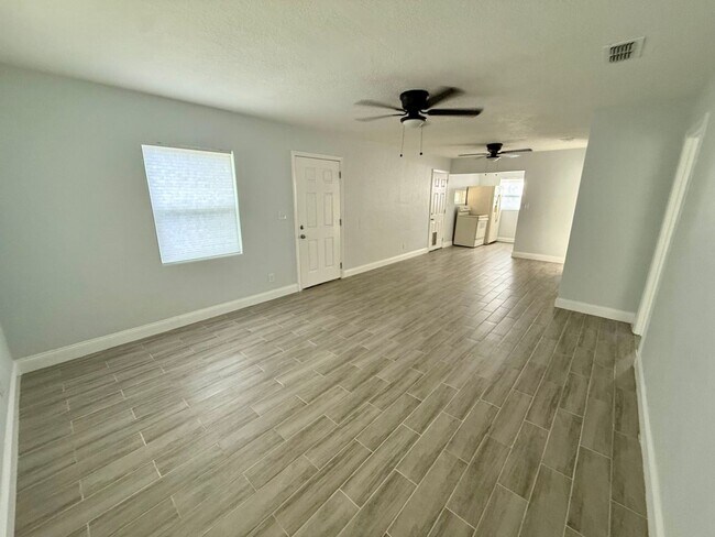 Photo - Charming Jacksonville Home - Rent Ready! 3 Bed/1 Bath, Pet Friendly, Fenced in Yard!