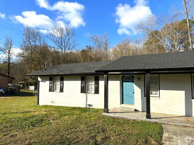 Building Photo - 6127 E Fayetteville Dr Unit 6129 E Fayetteville Dr  6129 Rental