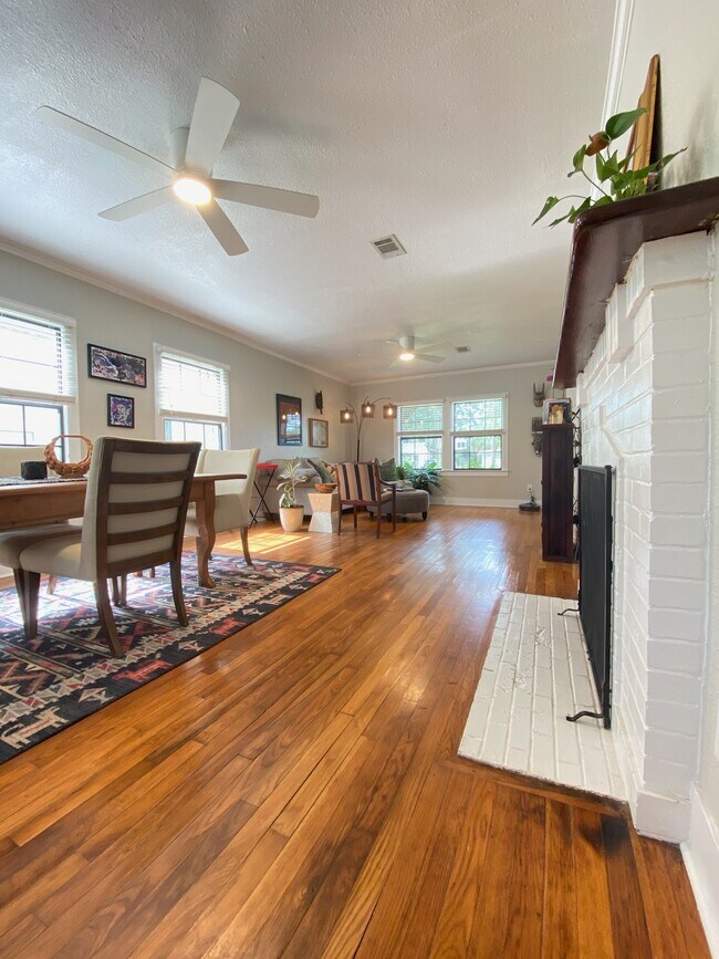 Photo - 1523 E Avery St