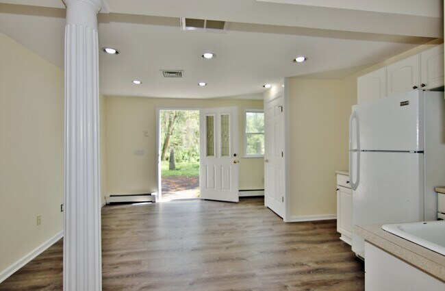 Photo - 821 Long Ridge Rd Apartment Unit Main Fl