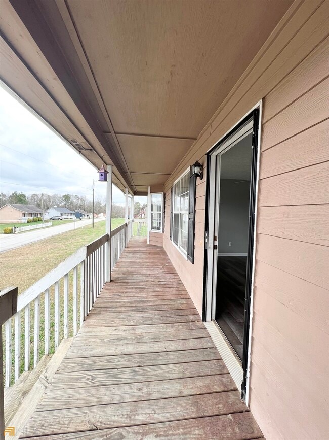Photo - 397 Pleasant Way