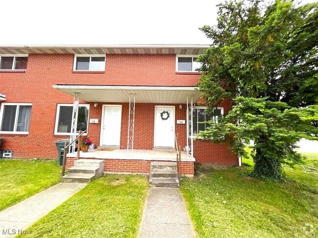 Building Photo - 152 Commerce St Rental