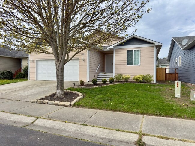 Photo - 3 Bedroom/2 Bath with garage home