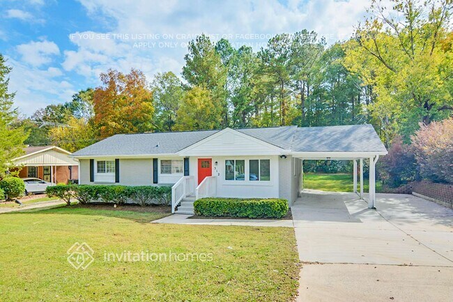 Photo - 512 Uzzle St