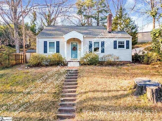 Building Photo - 231 W Hillcrest Dr Rental