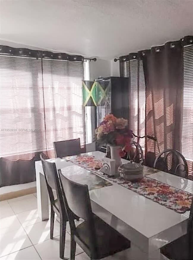 Photo - 1530 NW 11th Ct