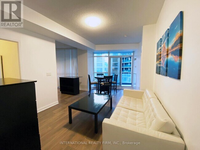 Photo - 15 Bruyeres Mews Unité 507