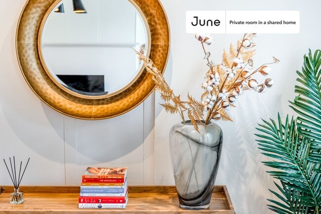 Photo - Room in Shared 5 bed/1 bath home Unidad E