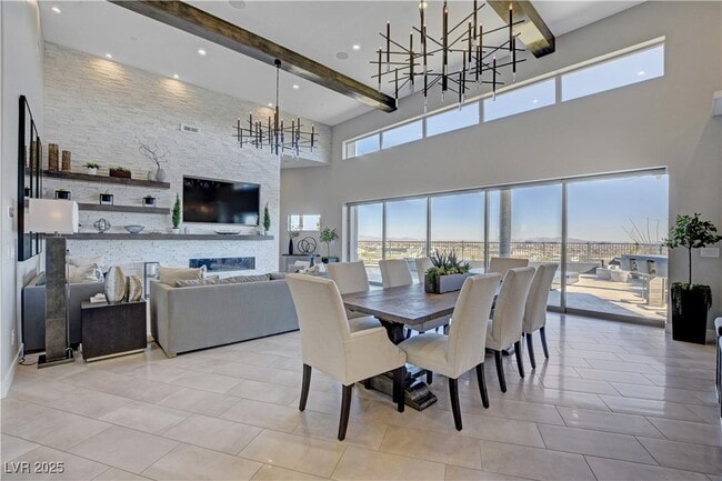 Photo - 6300 Clovis Point St