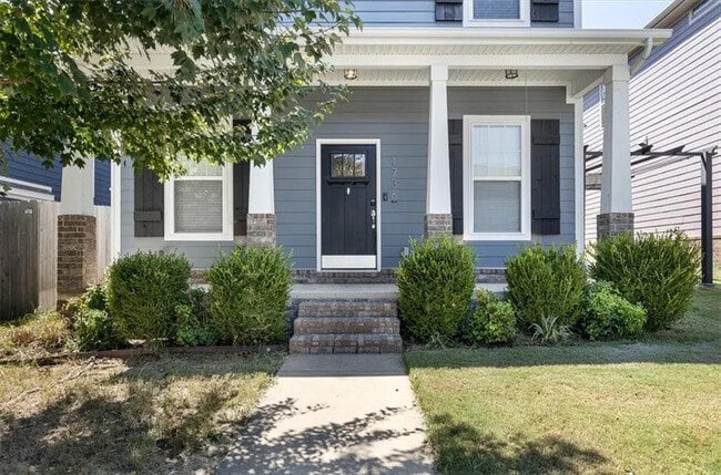 Photo - 1736 S 39th Pl