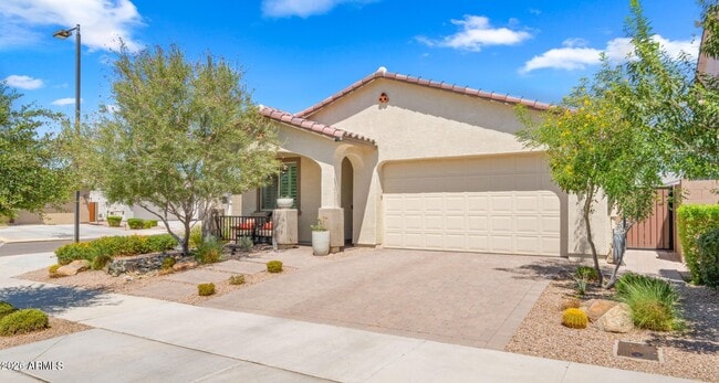 Building Photo - 20406 E Estrella Rd