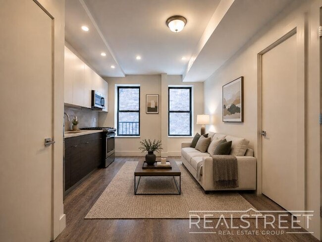 Photo - Gorgeous Spacious 3 Bedroom in Prime Crown Heights Unit 2D