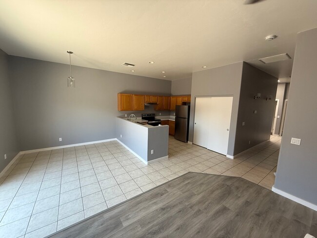 Photo - 8538 E Seabury Ct Unidad 2