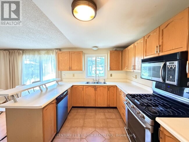 Photo - 29 Irwin Dr