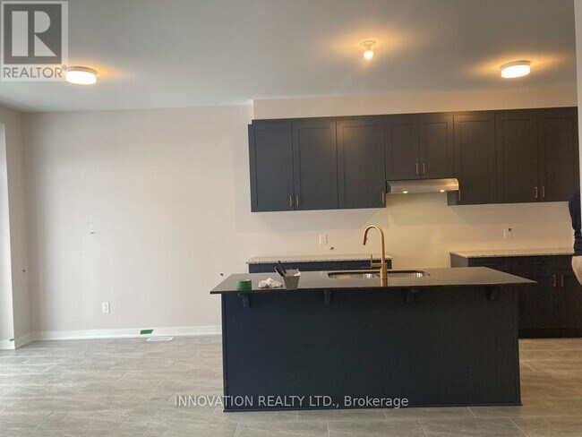 Photo - 322 Crossway Ter