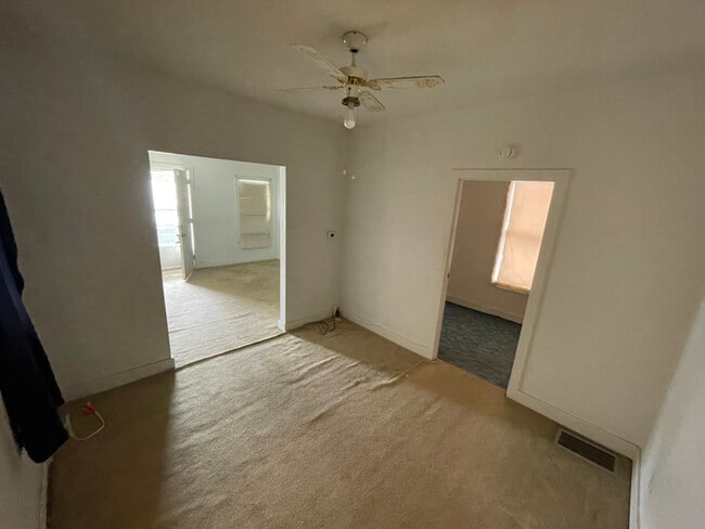 Photo - 1546 Tecumseh St