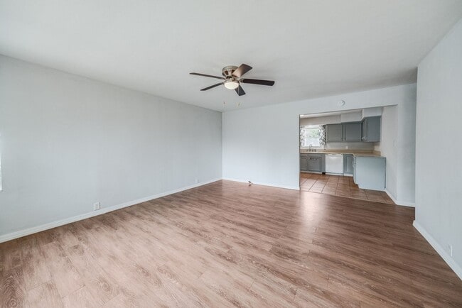Photo - Move-In Ready 4 Bedroom Home in the Heart of Champaign