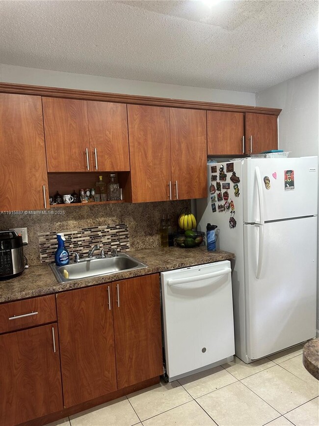 Photo - 10511 SW 108th Ave Unit 287