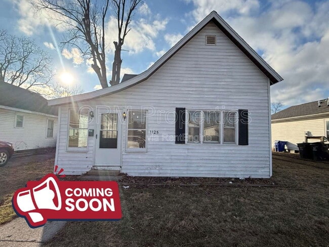 Building Photo - 1125 N Bell St