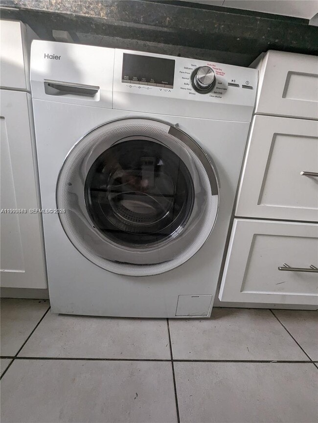 Photo - 8810 Fontainebleau Blvd Unidad 201